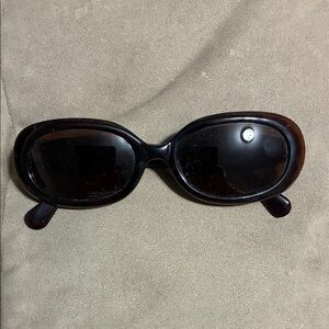 Elegant Black Sunglasses